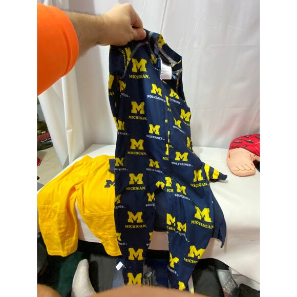 Michigan Wolverines, bundle. Michael Jordan hat with infant 18M clothing​ - Picture 3 of 14